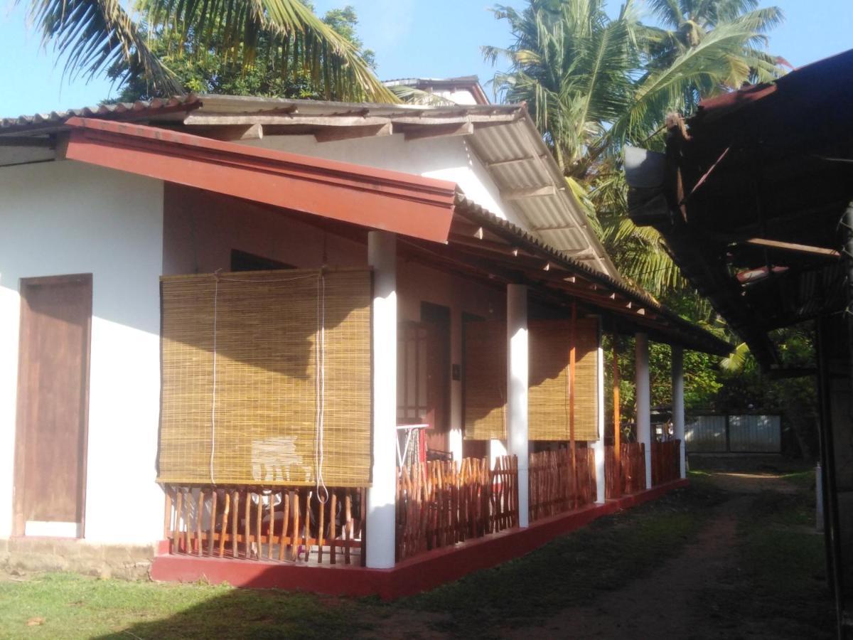 Ranmitha Villa เวลิกามา ภายนอก รูปภาพ